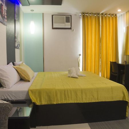 קואזון סיטי Icon Hotel North Edsa מראה חיצוני תמונה