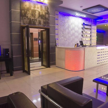 קואזון סיטי Icon Hotel North Edsa מראה חיצוני תמונה