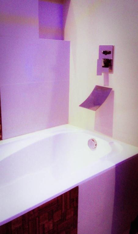 קואזון סיטי Icon Hotel North Edsa חדר תמונה