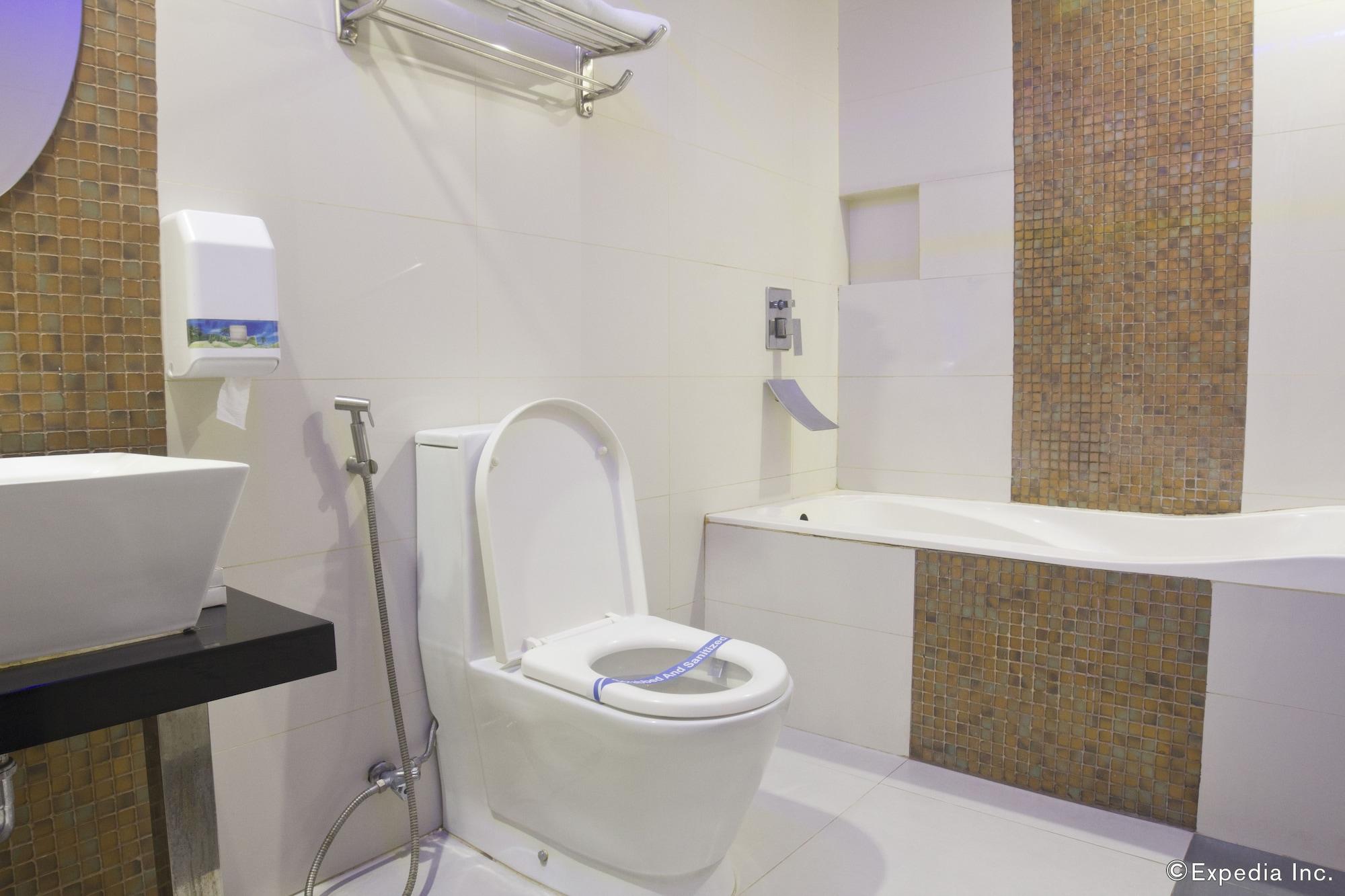 קואזון סיטי Icon Hotel North Edsa מראה חיצוני תמונה