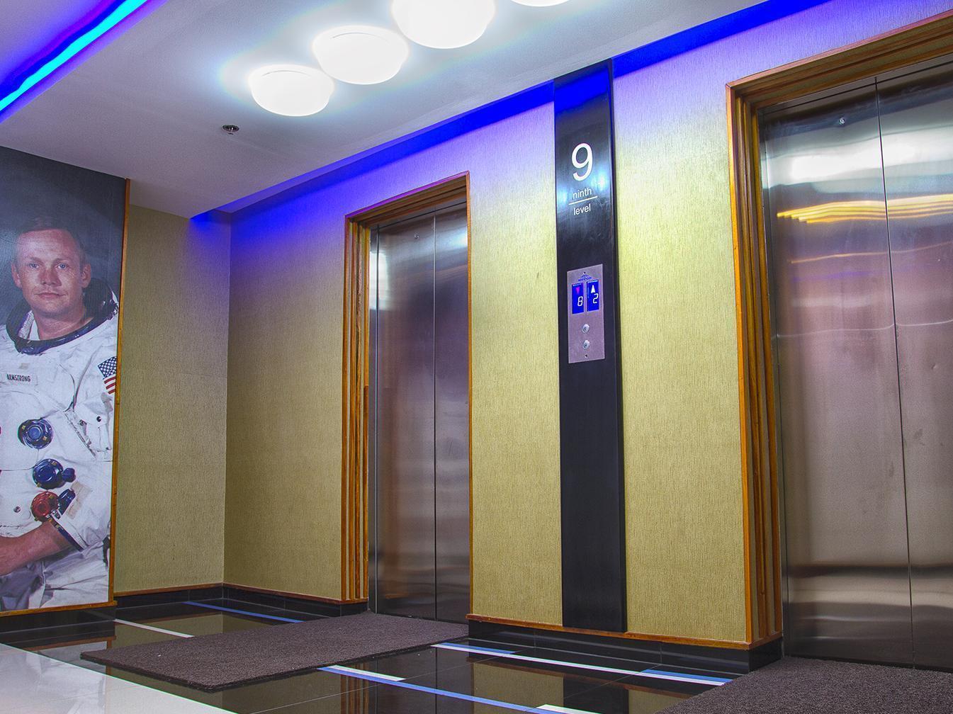 קואזון סיטי Icon Hotel North Edsa מראה חיצוני תמונה
