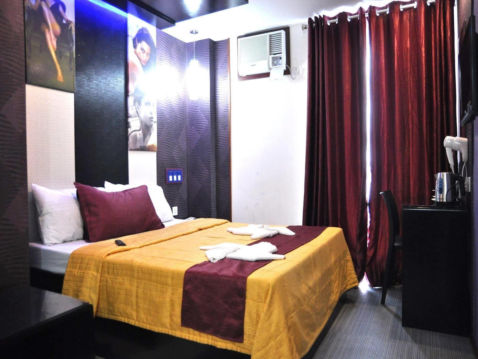 קואזון סיטי Icon Hotel North Edsa מראה חיצוני תמונה